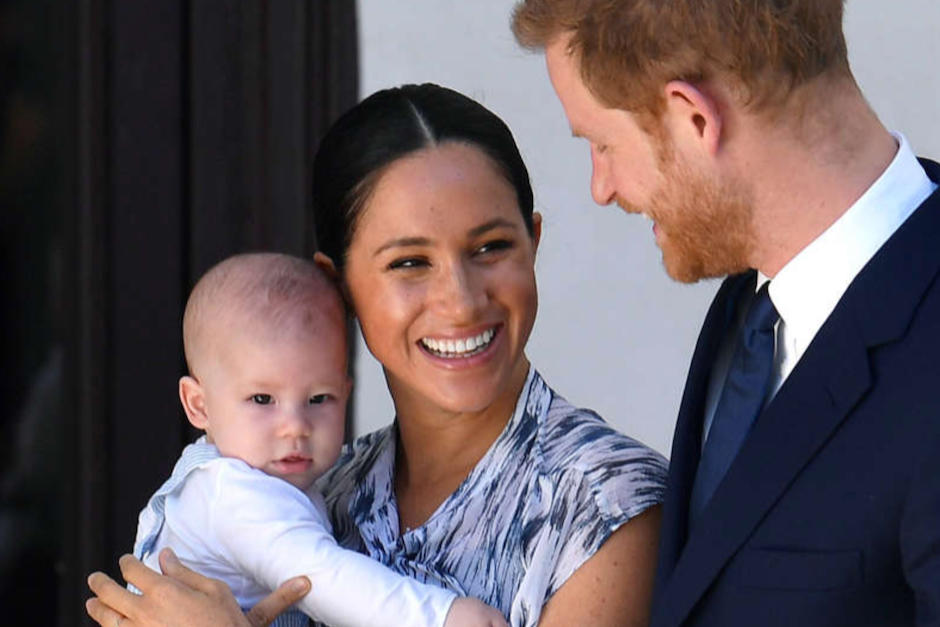 La foto con la que Meghan y Harry celebran el cumpleaños de Archie. (Foto: AFP)&nbsp;