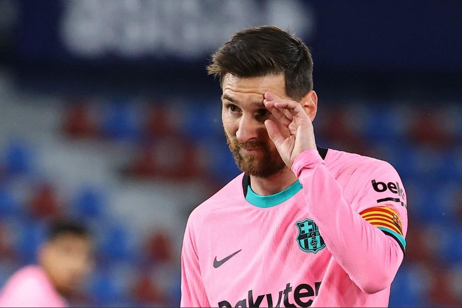 Lionel Messi se qued&oacute; a medio gas tras propiciar uno de los goles del Levante. (Foto: AFP)