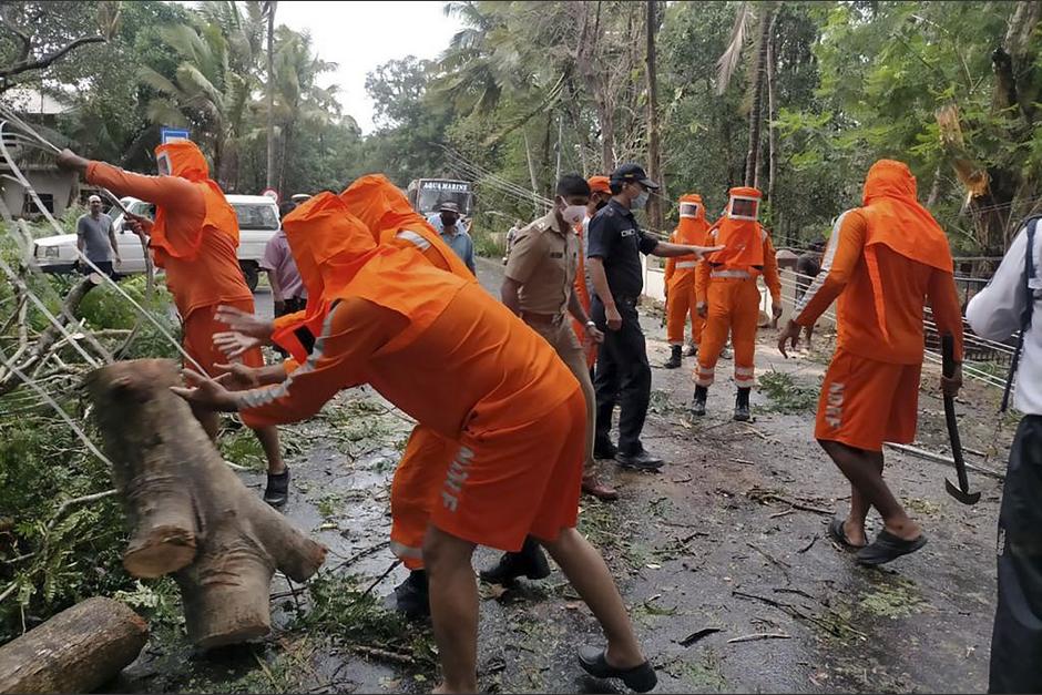 India sigue atravesando momentos de calamidad, en esta ocasi&oacute;n es azotada por un fuerte Cicl&oacute;n. (Foto: AFP)