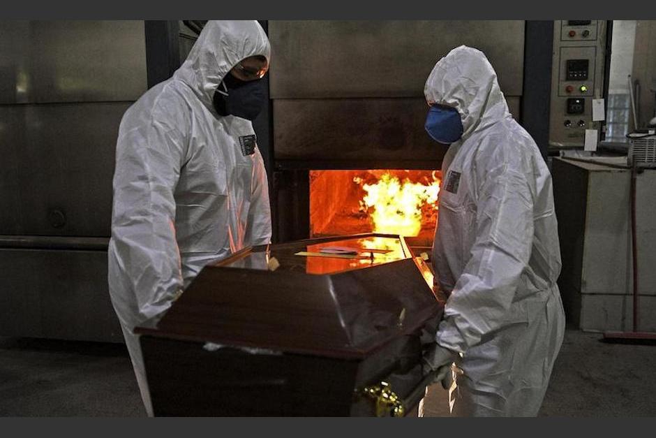 La mujer de 76 a&ntilde;os dej&oacute; de respirar y la dieron por muerta. (Foto: AFP)