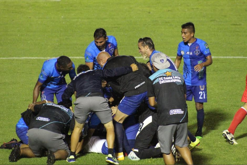 Santa Lucía Cotzumalguapa consiguió su primer título de la historia. (Foto: Cindy Alonzo/Soy502)