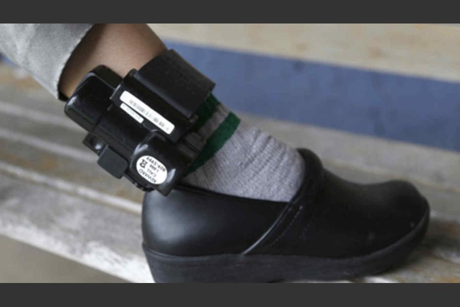 Prorrogan compra de brazaletes electrónicos para las cárceles