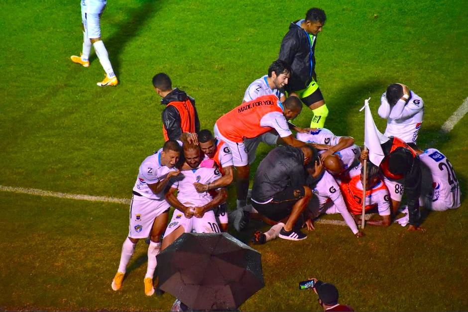 José Manuel Contreras se disculpó con la afición de Comunicaciones por la derrota y por la polémica celebración. (Foto: Fredy Hernández/Soy502)