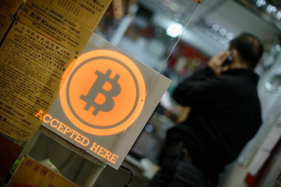 Recinos señaló que el mercado de los bitcoins es volátil. (Foto: AFP)