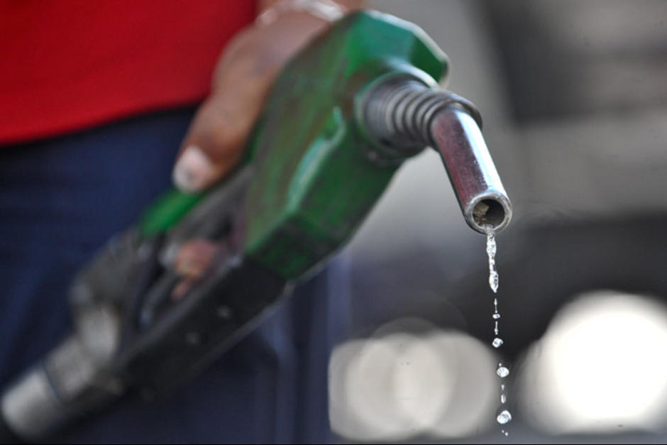 El precio de los combustibles sigue al alza y no hay esperanzas a que pueda bajar. (Foto: Archivo/Soy502)