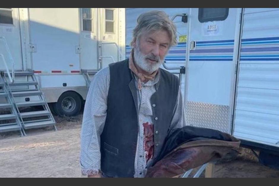 El abogado sugiere que alguien intervino el arma que pudo estar descontento con la pel&iacute;cula. (Foto: Instagram)