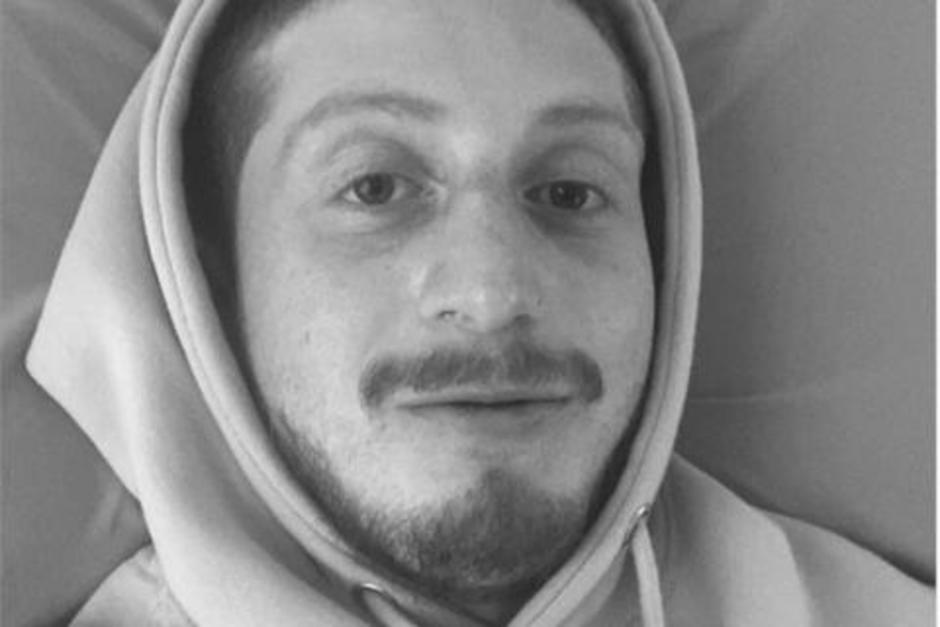 Difunden video del actor de "Vecinos", Octavio Ocaña, inhalando aparentemente droga dentro de un carro. (Foto: Archivo/Soy502)