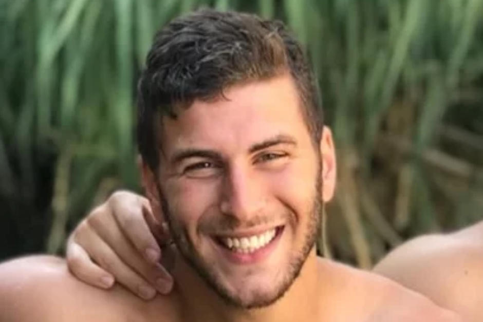 Yanai Rimon disfrutaba en un río junto a 6 amigos cuando desapareció al resbalar hacia una casacada. (Foto: Redes Sociales)