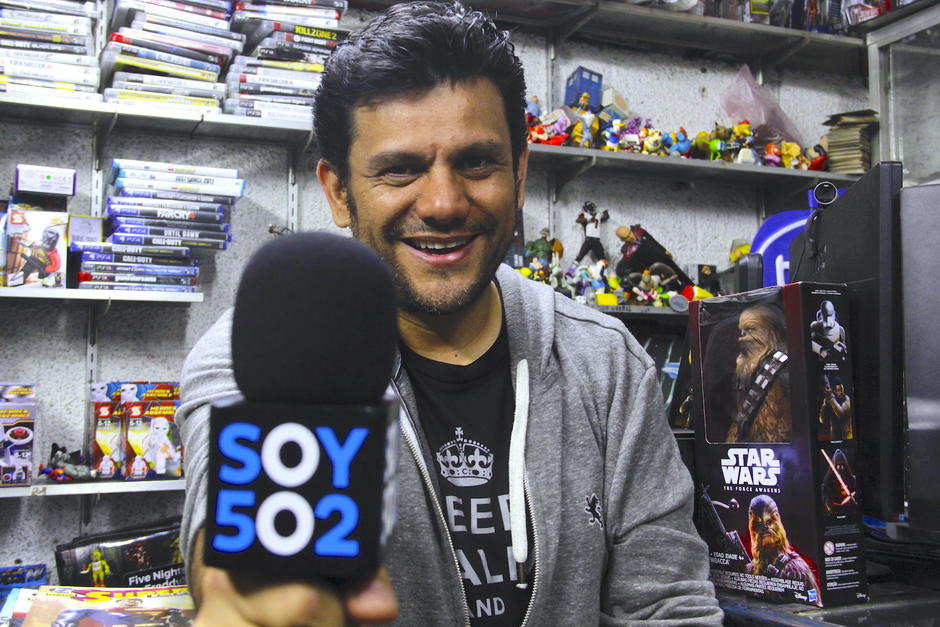 Ronald MacKay recibió la invitación del presidente salvadoreño para obtener vacunas en el país centroamericano. (Foto: Fredy Hernández/Soy502)