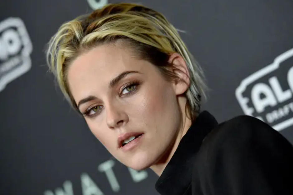 Kristen Stewart se envolvió en el papel de la princesa más querida. (Foto: AFP)