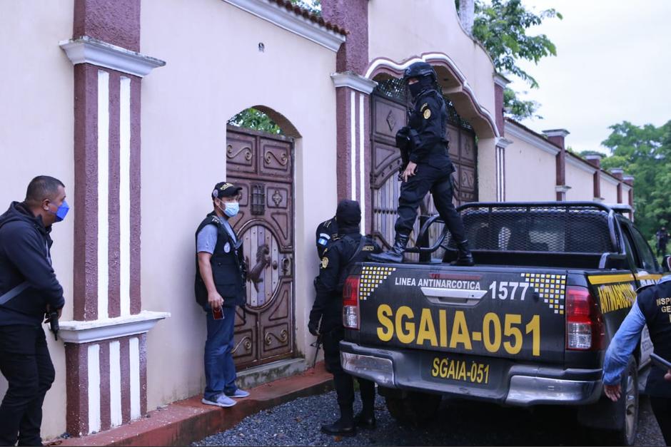 El MP detuvo a cuatro agentes de la PNC involucrados en el caso "Los Lemus". (Foto: MP)