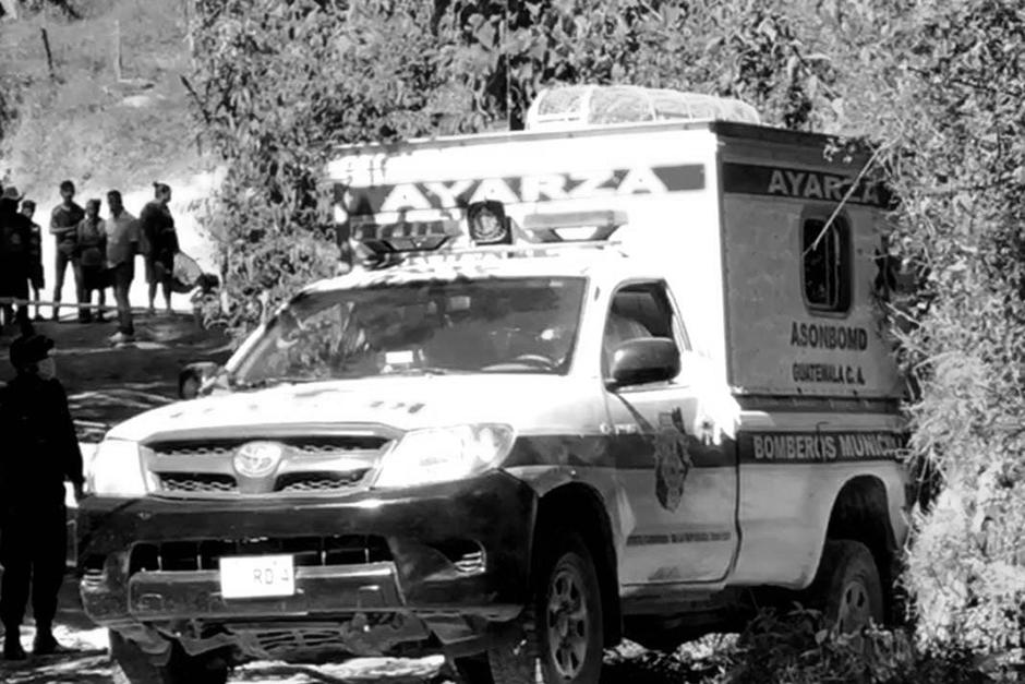 Una ambulancia de Bomberos Municipales Departamentales fue atacada a balazos después de acudir a una supuesta emergencia. (Foto: Stereo100)