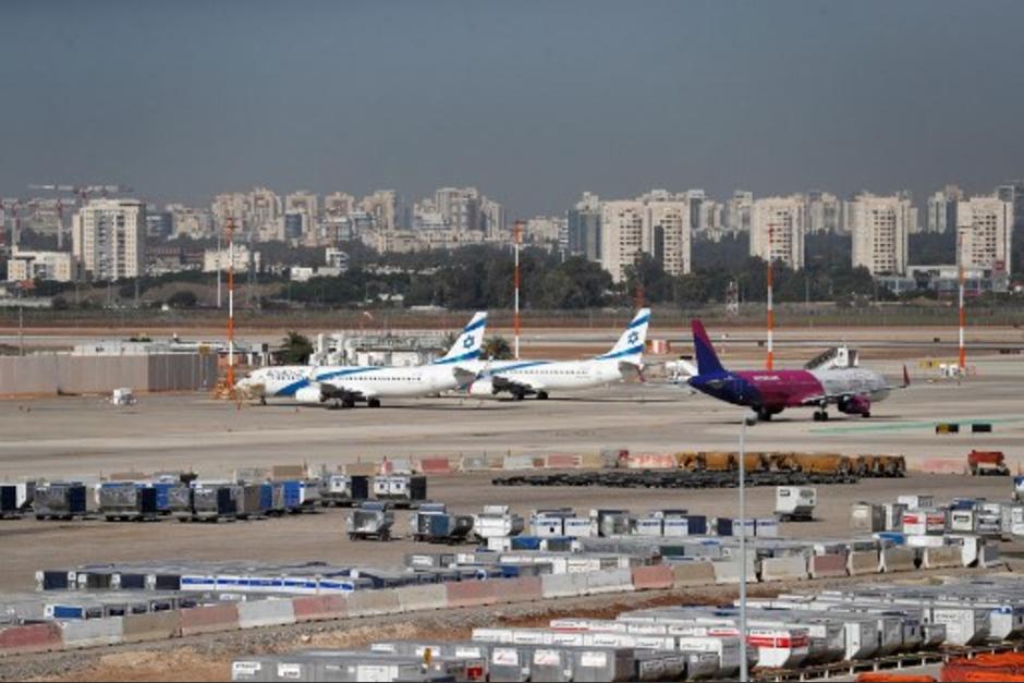 El Aeropuerto Internacional Ben Guri&oacute;n de Israel y el resto de accesos a ese pa&iacute;s quedan cerrados al mundo. (Foto: AFP)