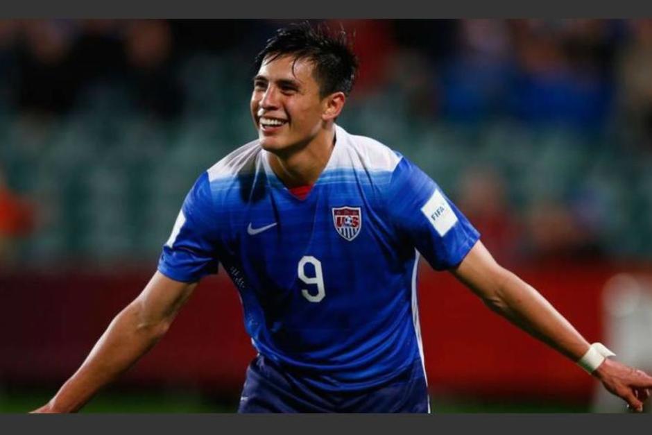 El delantero del Real Salt Lake fue parte de la celebraci&oacute;n que realiz&oacute; el equipo estadounidense en el Rio Tinto Stadium. (Foto: As M&eacute;xico)