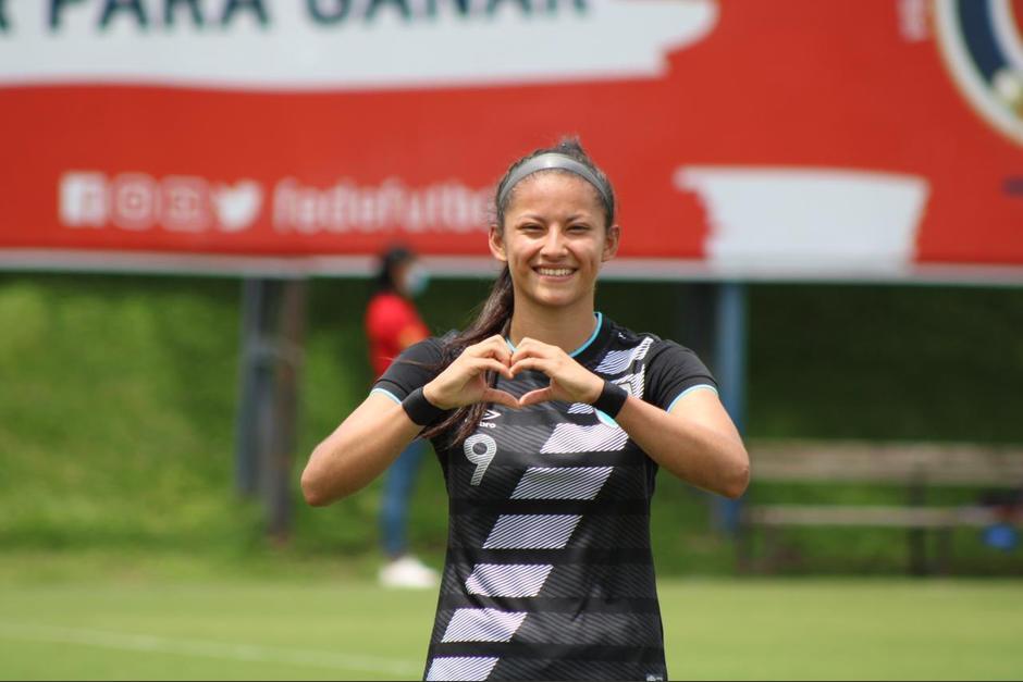 La legionaria guatemalteca, Andrea &Aacute;lvarez, anot&oacute; un golazo para su equipo el Zaragoza CFF. (Foto: Archivo/Soy502)