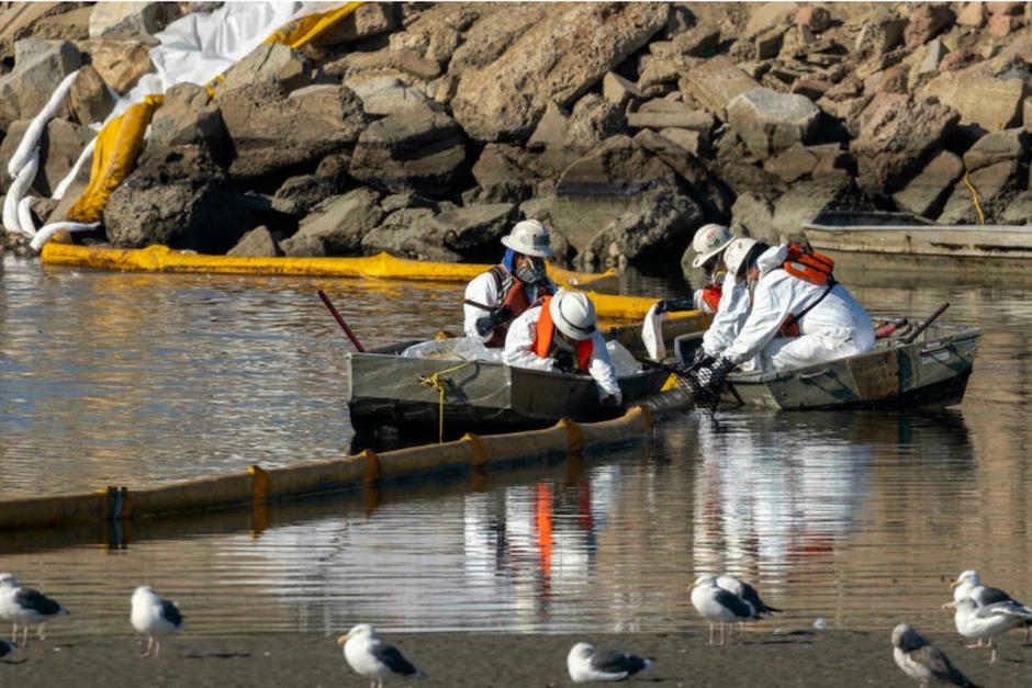 El derrame petrolero fue descrito como un desastre ambiental. (Foto: AFP)&nbsp;