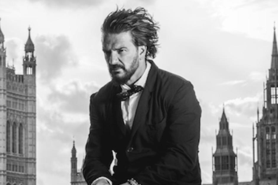 Luego de que Ricardo Arjona anunciara las fechas de su gira "Blanco y Negro" se empez&oacute; a exhibir la publicidad en el Times Squere de Nueva York. (Foto: Arjona)