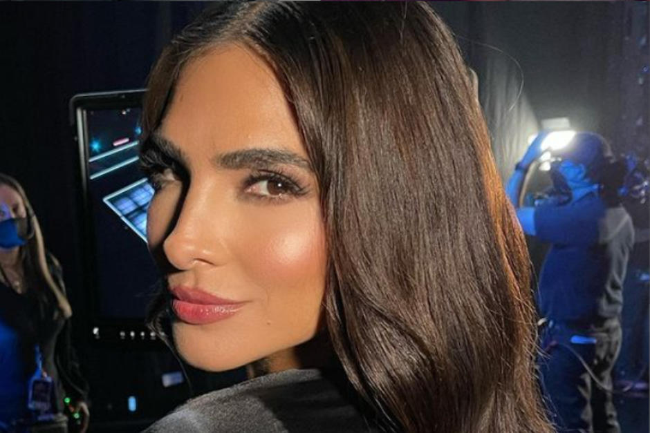 Alejandra Espinosa acaba de pasar por serios quebrantos de salud que afectaron su rostro. (Foto: Instagram)