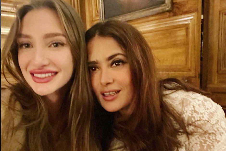 As&iacute; luce la hijastra de Salma Hayek en la actualidad. (Foto: Instagram)