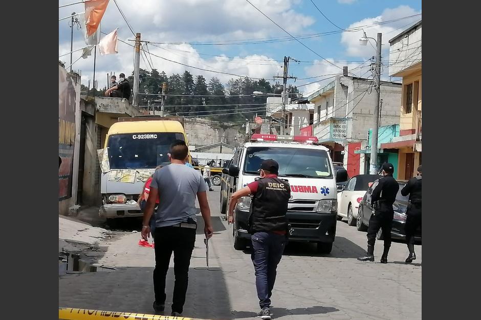 Un incidente de violencia se registró en el interior de un taller de enderezado y pintura ubicado en la zona 2 de Quetzaltenango. (Foto: @Stereo100Noticias)