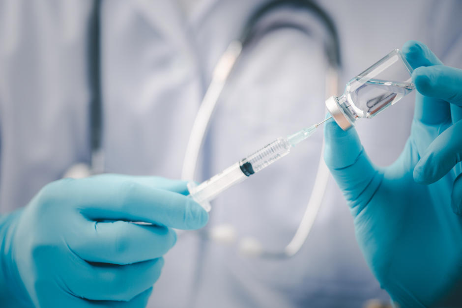 La vacuna contra la influenza se debe administrar una vez al a&ntilde;o. (Foto: Shutterstock)