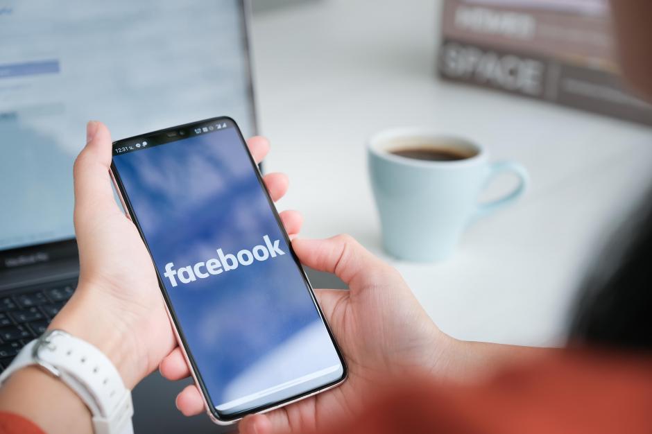 La empresa matriz que reúne a todas las marcas de Facebook se llamara "Meta". (Foto: Shutterstock)
