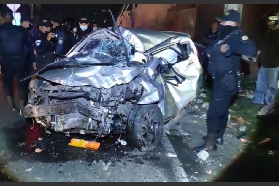 Un fatal accidente de tránsito se produjo en Villa Hermosa, San Miguel Petapa, en donde un hombre murió y otro resultó gravemente herido. (Foto: Cortesía)