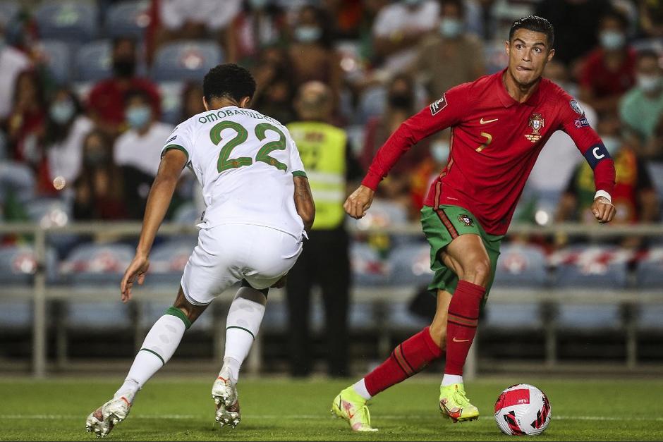 Cristiano Ronaldo fall&oacute; un penal y luego anot&oacute; dos tantos que pusieron a ganar a la selecci&oacute;n de Portugal. (Foto: AFP)