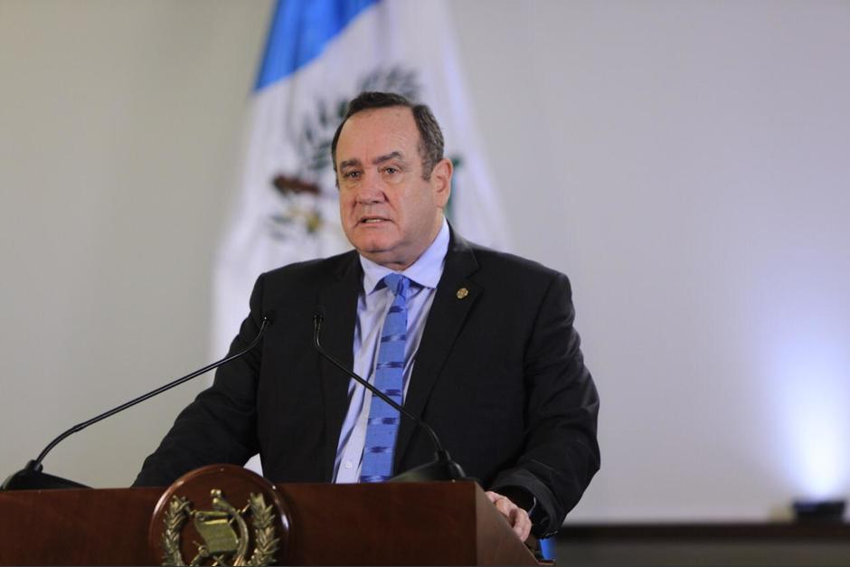 Giammattei hace llamado a los l&iacute;deres religiosos y comunitarios para que influyan positivamente en relaci&oacute;n a las vacunas. (Foto: Archivo/Soy502)