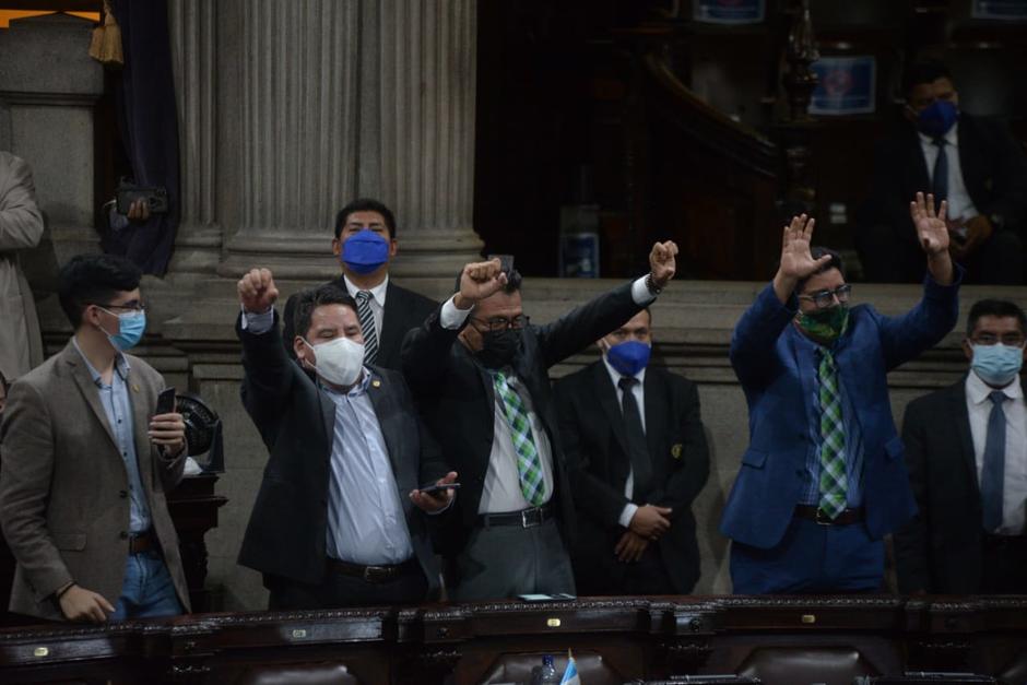 Diputados califican de ladrones y de corruptos a la Junta Directiva del Congreso. (Foto: Wilder López/Soy502)