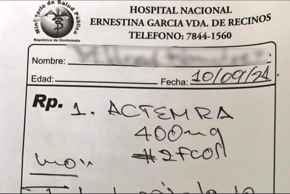 La receta m&eacute;dica fue extendida en el Hospital de Jutiapa. (Foto: Twitter Rafael Maldonado)&nbsp;