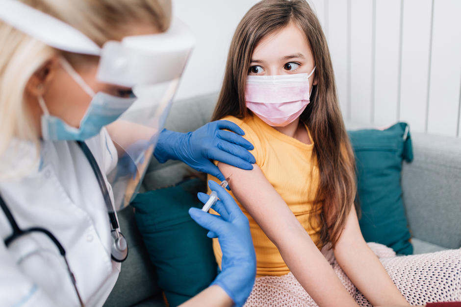 FDA ha autorizado el uso de emergencia de la vacuna Pfizer en niños de 12 años. (Foto: Shutterstock)&nbsp;