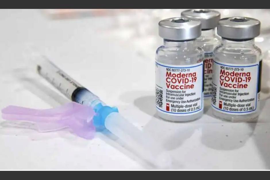 Estudios han revelado la alta efectividad de la vacuna Moderna. (Foto: AP)