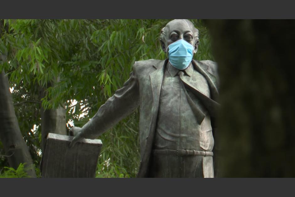 La mayor&iacute;a de monumentos en la ciudad poseen una mascarilla. (Foto: Muniguate)&nbsp;