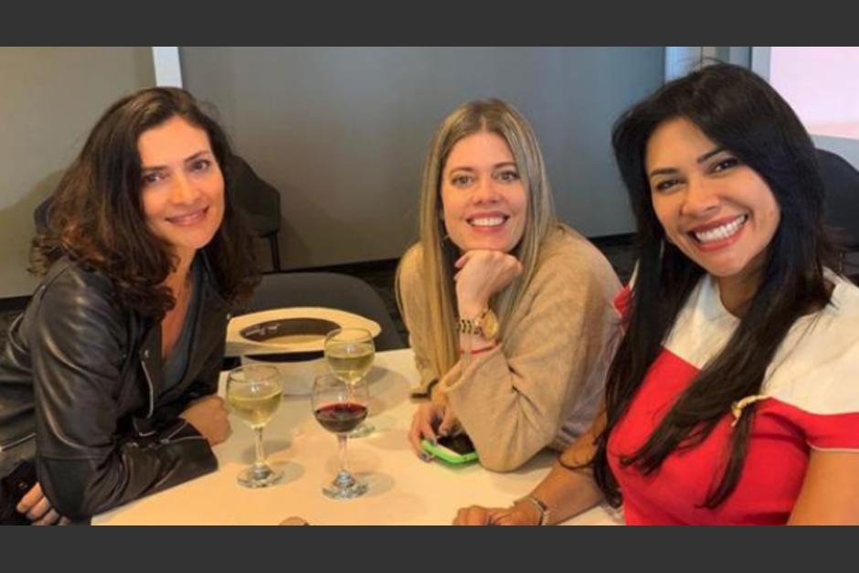 La actriz Lorna Cepeda compartió 10 inéditas fotografías del reencuentro con el elenco de "Yo Soy Betty, la fea". (Foto: Instagram/Martha Isabel Bolaños)