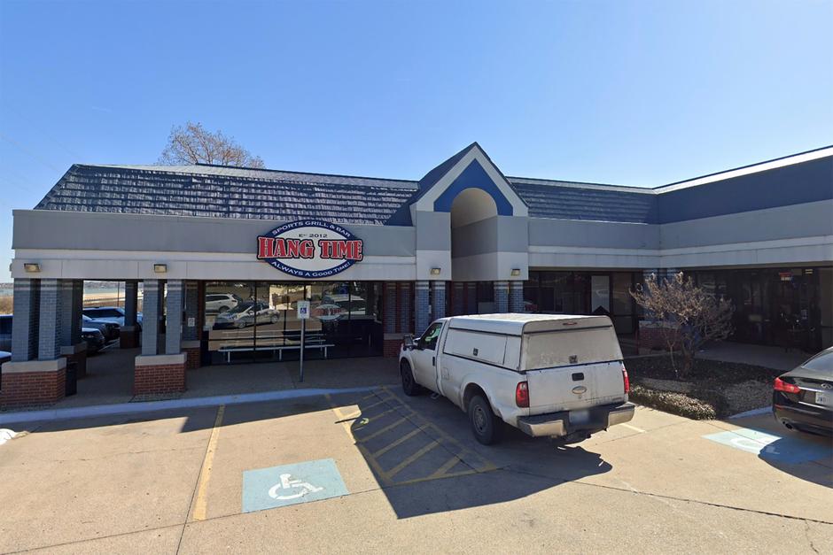 El due&ntilde;o del restaurante explic&oacute; que se trataba de un c&oacute;digo de vestimenta dentro del local. (Foto: New York Post)