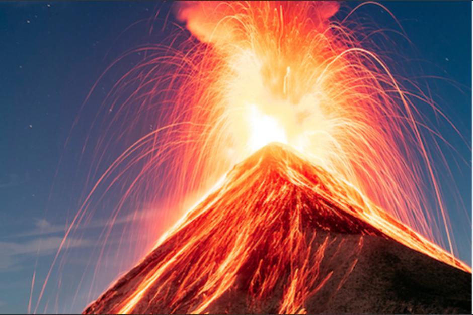 Bella imagen del volcán de Fuego captada por el profesional de la fotografía. (Foto: David Rojas)