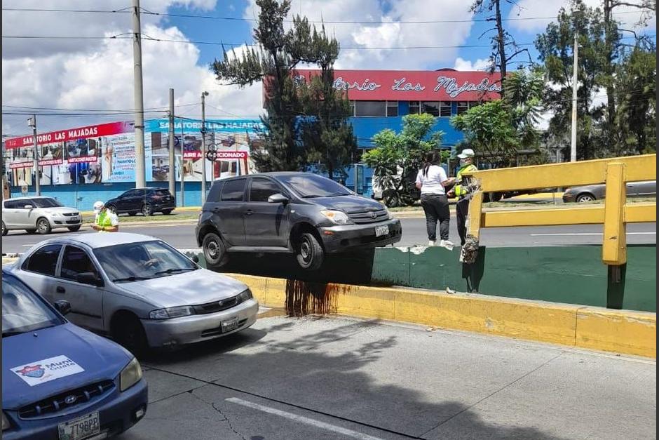El percance se produjo al mediod&iacute;a del martes sobre el Anillo Perif&eacute;rico rumbo al centro de la ciudad. (Foto: Am&iacute;lcar Montejo)