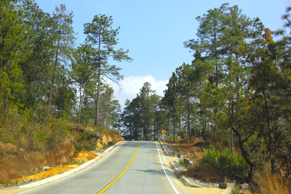 El nuevo trayecto consta de 28 kilómetros de nuevo pavimento. (Foto: Fredy Hernández/Soy502)