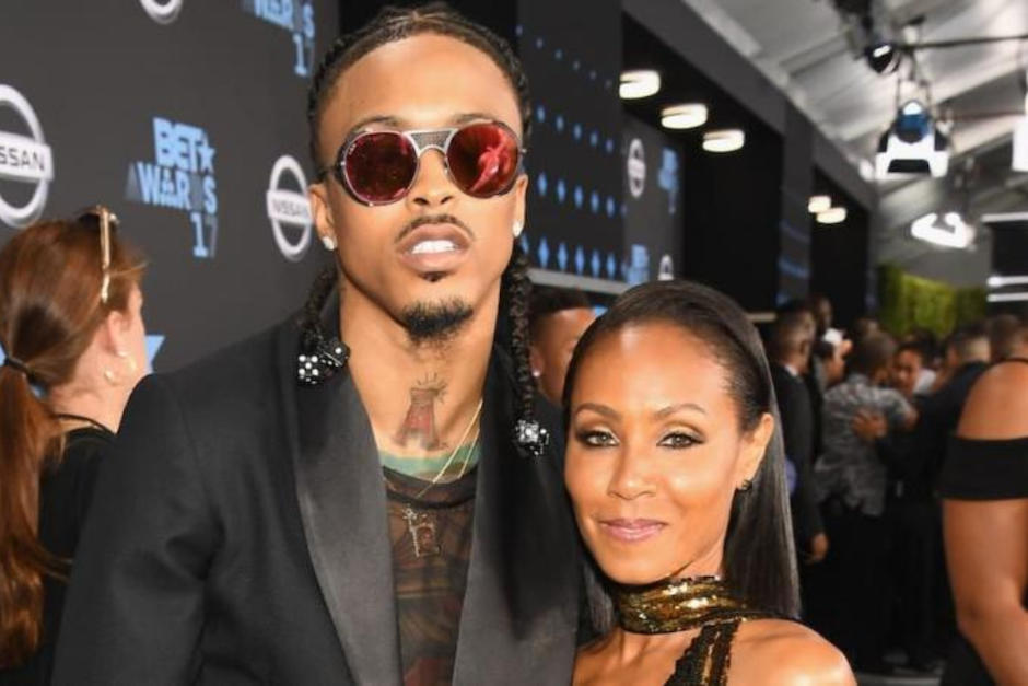 Examante de Jada Pinkett Smith negocia publicación de libro