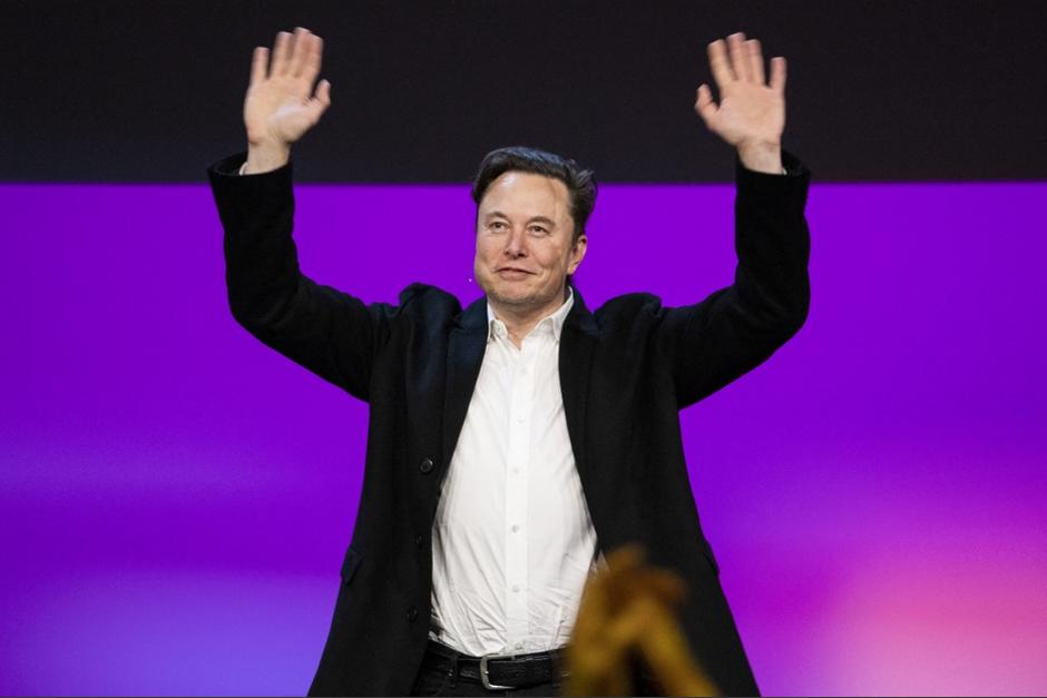 Twitter intenta resistir&nbsp;a la compra de la red social por Elon Musk. (Foto: AFP)