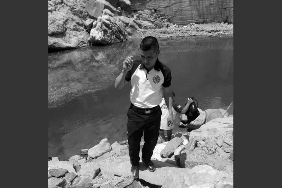 Una menor muri&oacute; ahogada en un r&iacute;o despu&eacute;s de un paseo familiar en la ruta que conduce de Joyabaj hacia San Mart&iacute;n Jilotepeque. (Foto: Bomberos Voluntarios)