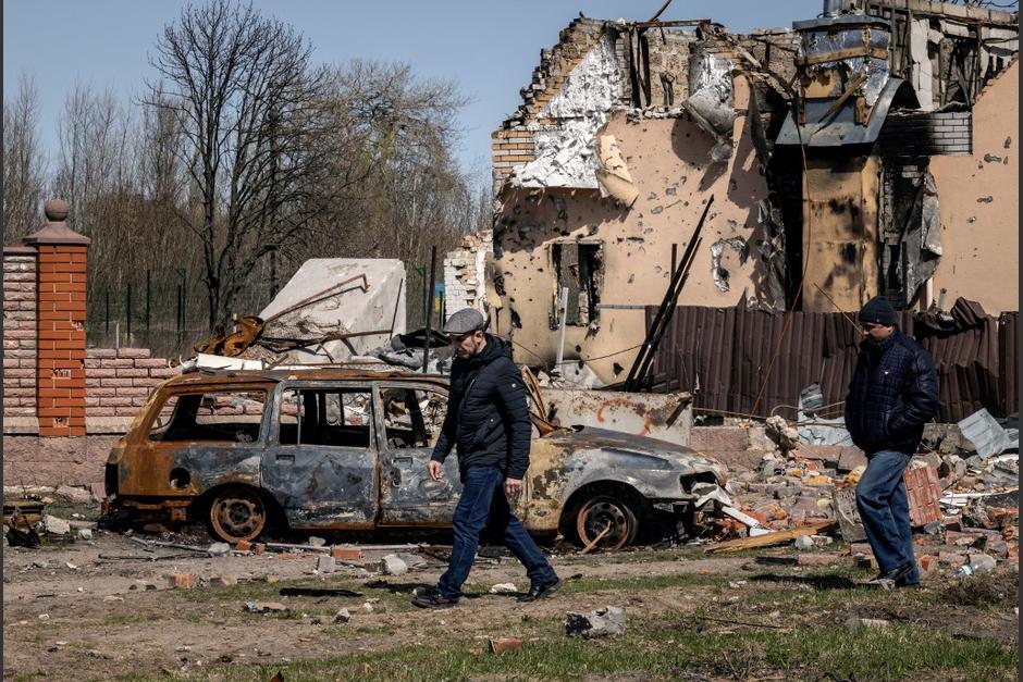 Ucrania encontró más de 900 cuerpos de civiles muertos tras la retirada de Rusia de la región de Kiev. (Foto: AFP)