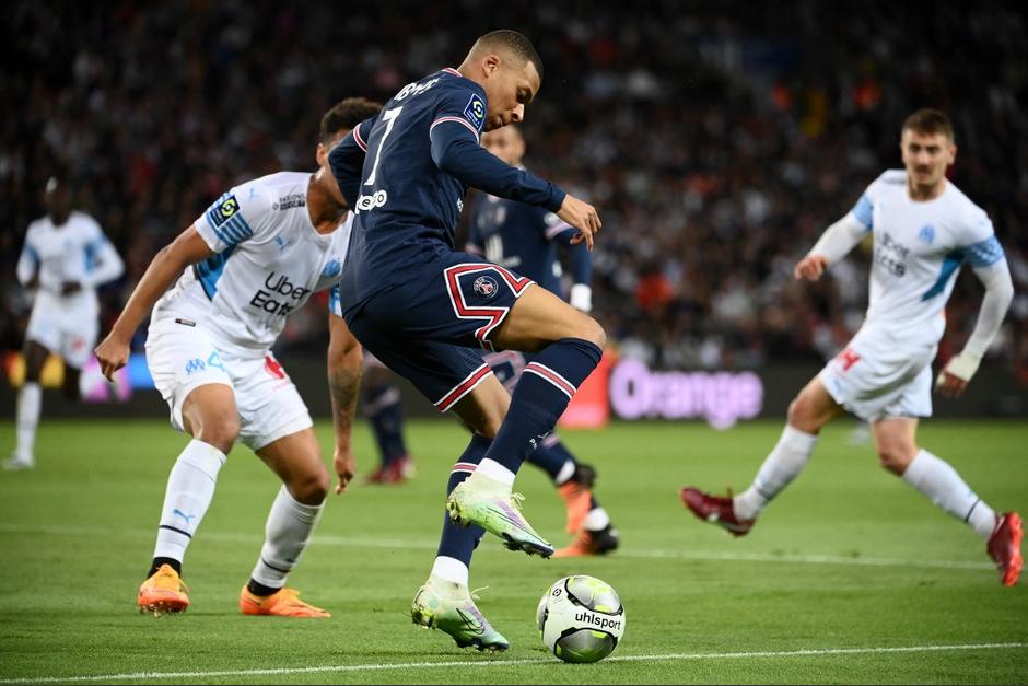 La jugada fue durante el partido entre el PSG contra el Marsella. (Foto: AFP)&nbsp;