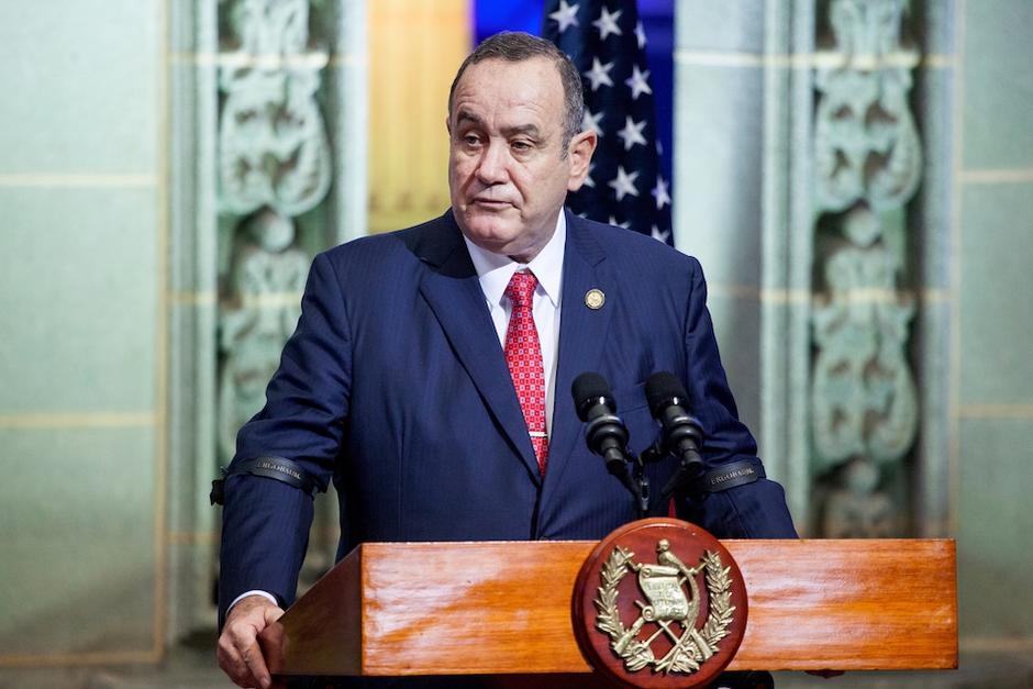 El presidente de Guatemala Alejandro Giammattei tiene el segundo salario más alto de la región. (Foto: Shutterstock)