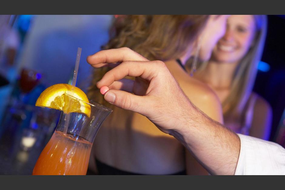 La joven fue drogada con una sustancia disuelta en una bebida. (Foto: The Time)