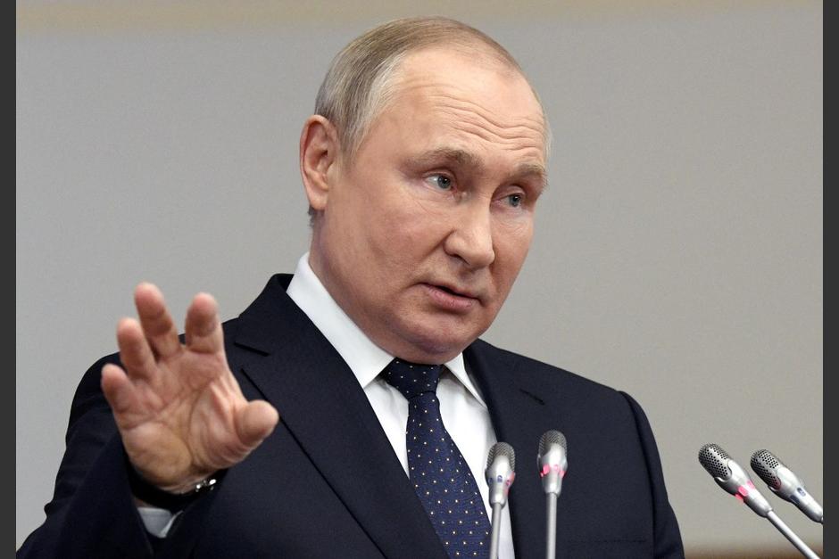 Vladimir Putin amenazó a los países que ayuden a Ucrania con "ataques rápidos". (Foto: AFP)