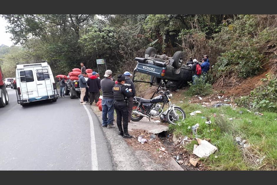 Un cami&oacute;n perdi&oacute; el sistema de frenos y provoc&oacute; un accidente m&uacute;ltiple en el ingreso de San Pedro, San Marcos. (Foto: Mil&aacute;n TV)