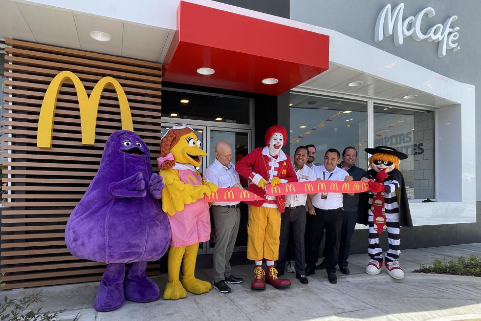 Los nuevos restaurantes est&aacute;n ubicados en Villa Canales y Cuatro Caminos Totonicap&aacute;n. (Fotograf&iacute;a: Fernando Pinetta / Soy502)