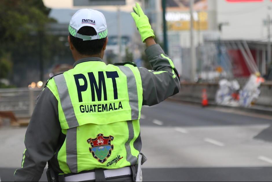 La PMT de la Ciudad de Guatemala asegura que no ha multado a conductores por no portar el comprobante del pago del impuesto de la circulación. (Foto: Archivo/Soy502)
